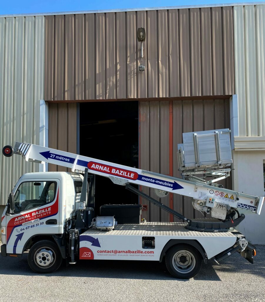 monte charge montpellier